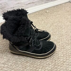 Sorel Black Winter Boots